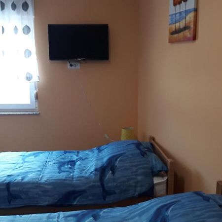 Andi Apartman Pacir 外观 照片