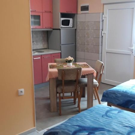 Andi Apartman Pacir 外观 照片